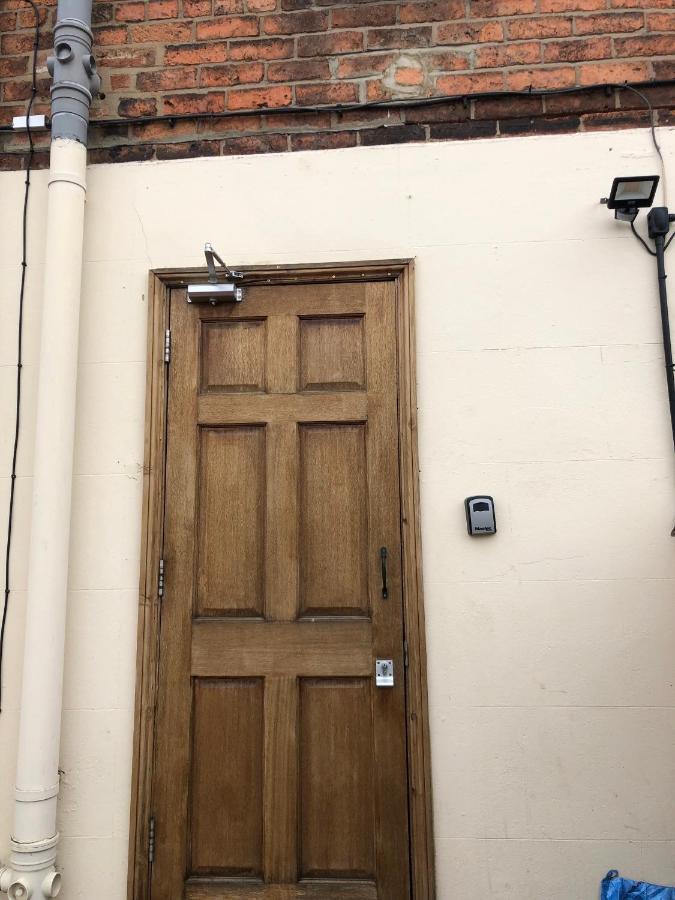 Comfortable Home Away From Home, Town Centre, Free Parking,Multiple Rooms Cheltenham Buitenkant foto