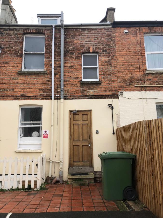Comfortable Home Away From Home, Town Centre, Free Parking,Multiple Rooms Cheltenham Buitenkant foto