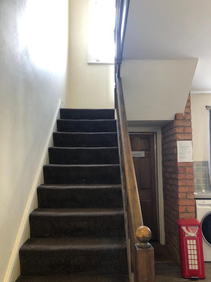 Comfortable Home Away From Home, Town Centre, Free Parking,Multiple Rooms Cheltenham Buitenkant foto