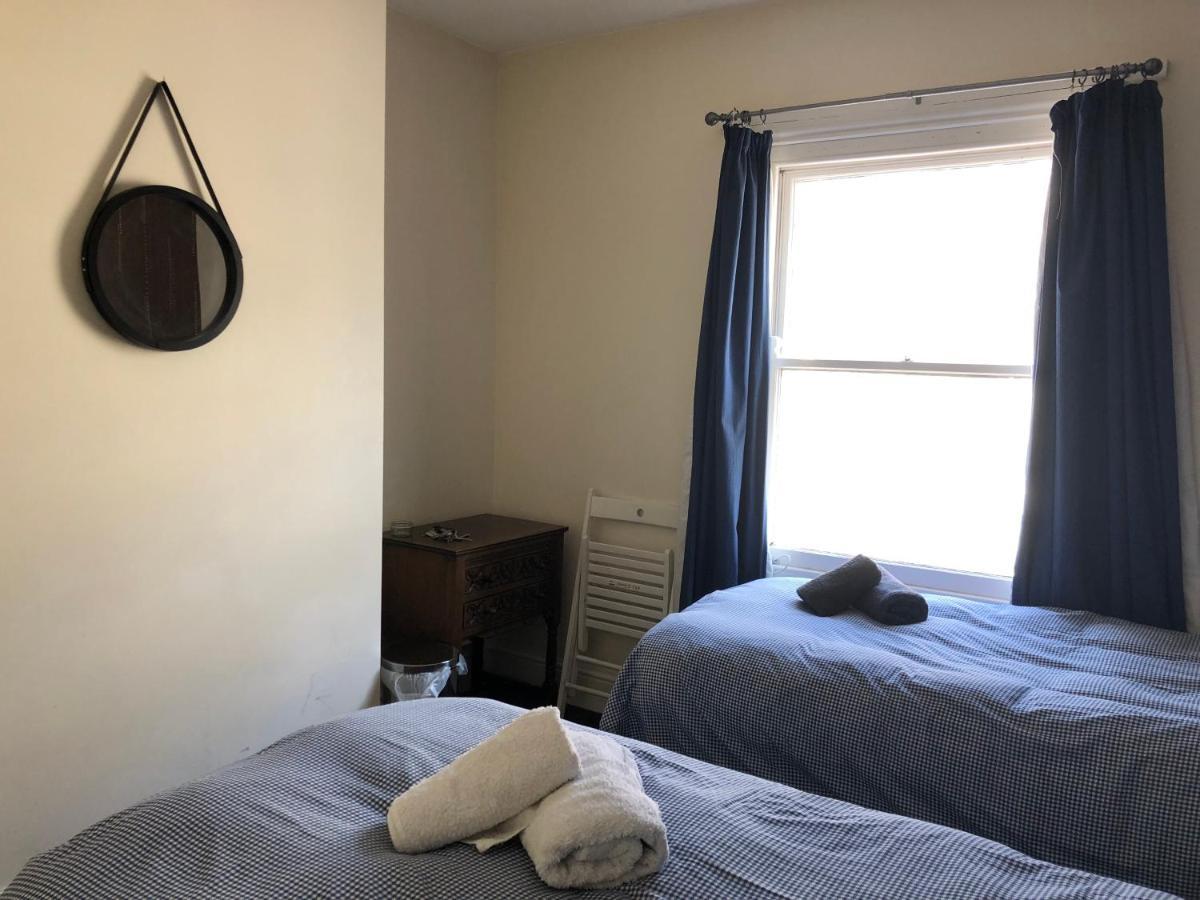 Comfortable Home Away From Home, Town Centre, Free Parking,Multiple Rooms Cheltenham Buitenkant foto
