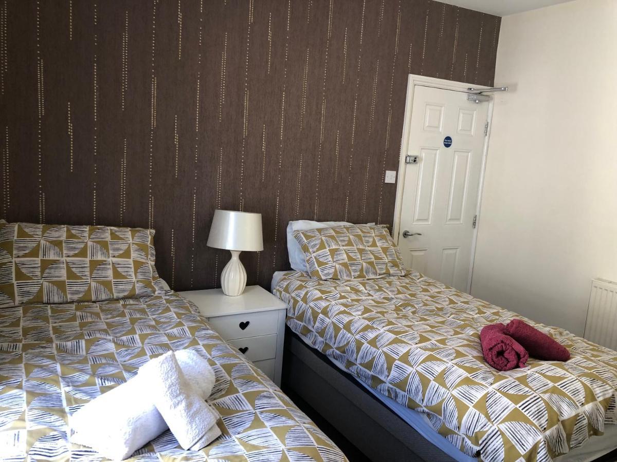 Comfortable Home Away From Home, Town Centre, Free Parking,Multiple Rooms Cheltenham Buitenkant foto