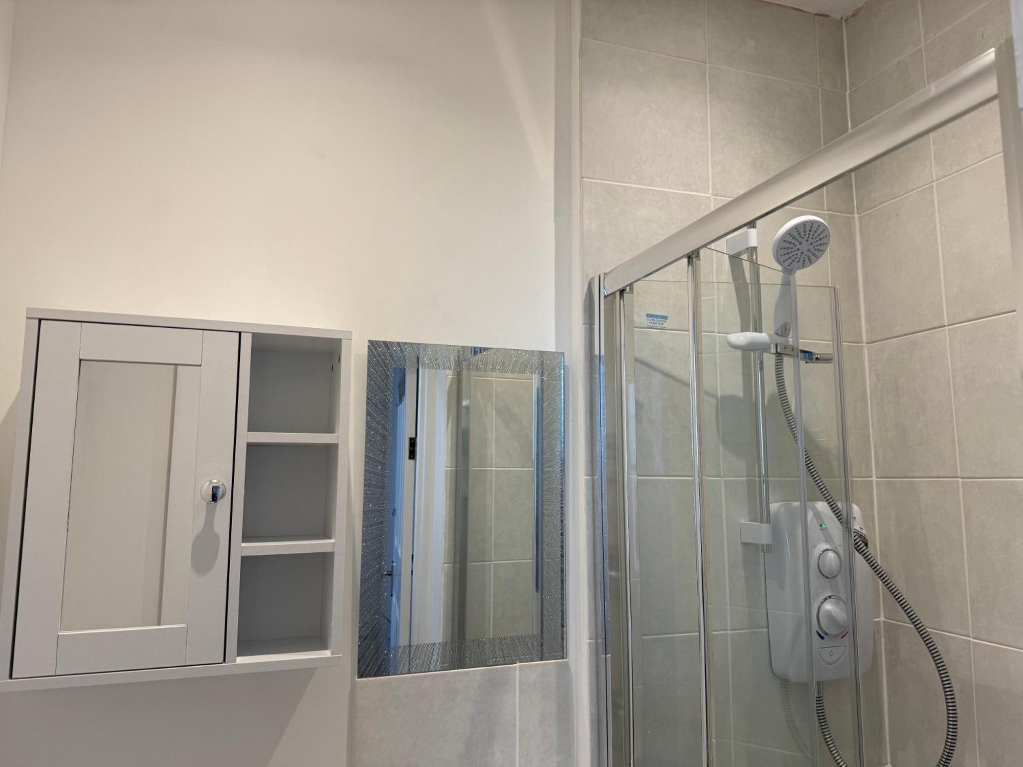 Comfortable Home Away From Home, Town Centre, Free Parking,Multiple Rooms Cheltenham Buitenkant foto