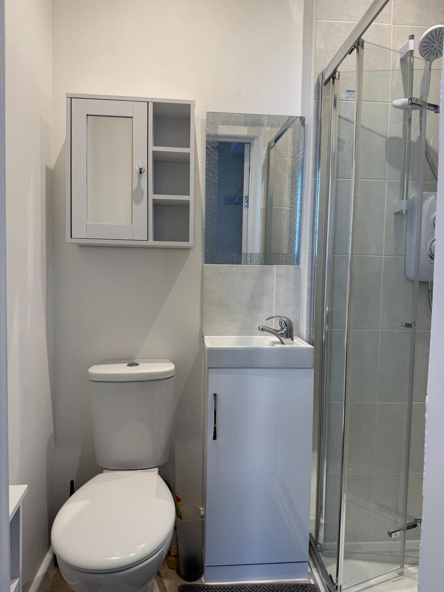 Comfortable Home Away From Home, Town Centre, Free Parking,Multiple Rooms Cheltenham Buitenkant foto