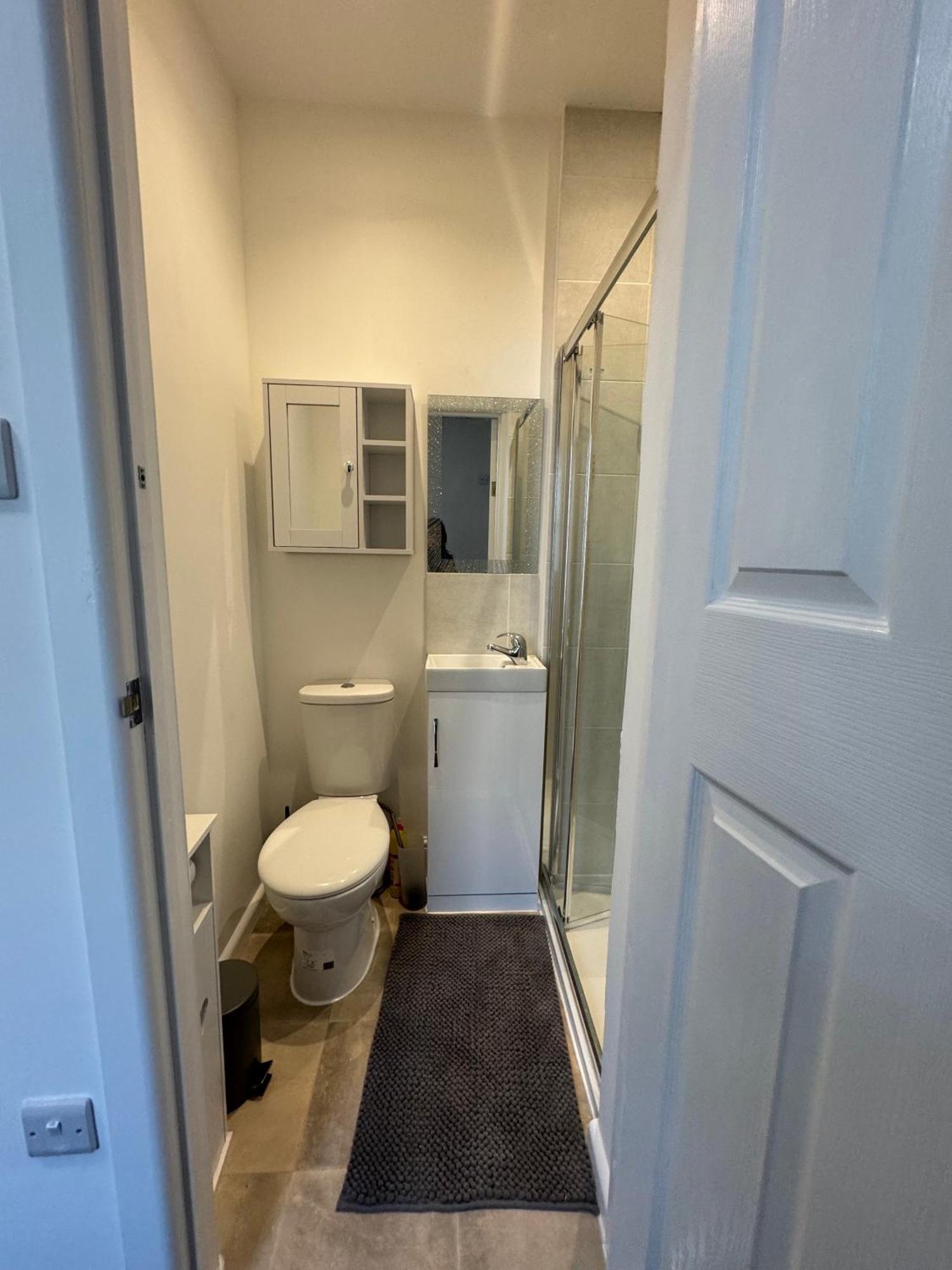 Comfortable Home Away From Home, Town Centre, Free Parking,Multiple Rooms Cheltenham Buitenkant foto